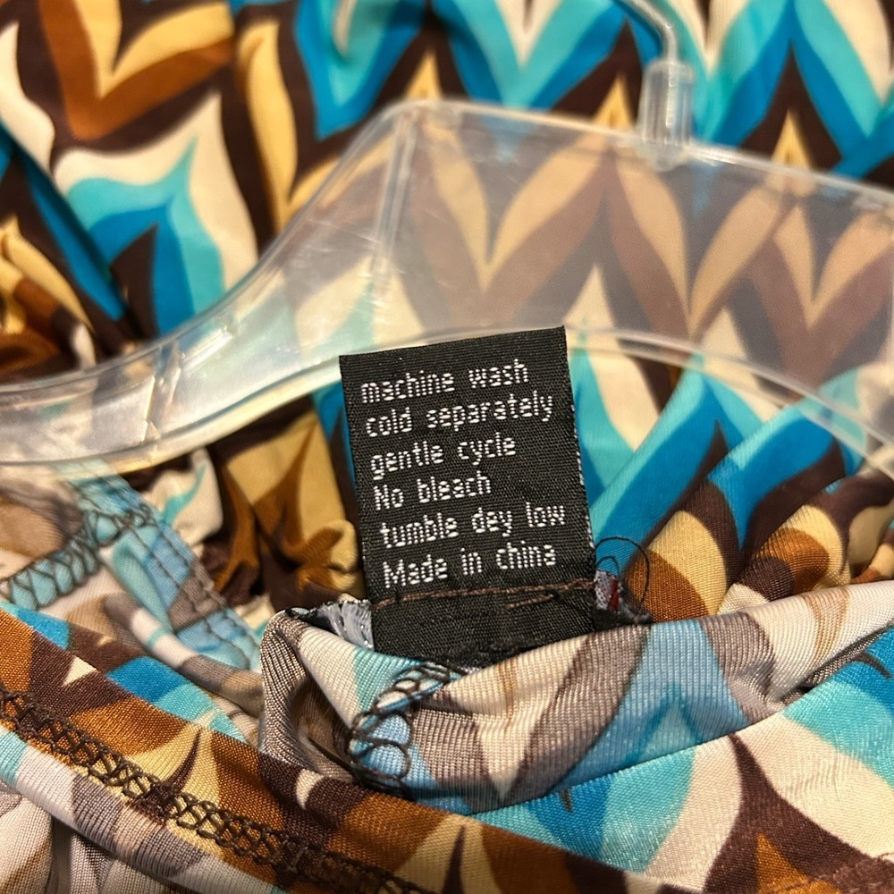 Loving it Women’s 3x Blouse - Picture 2 of 8